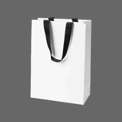 trendy-white-paper-bags
